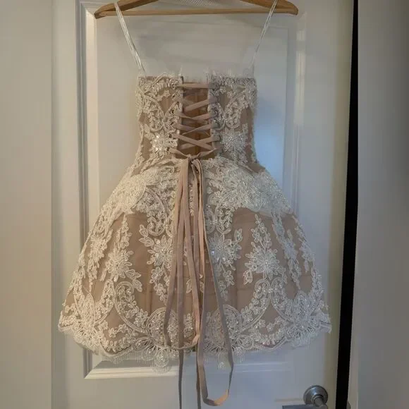 NWOT BRONX AND BANCO Maraya Blanc Lace Mini Dress
